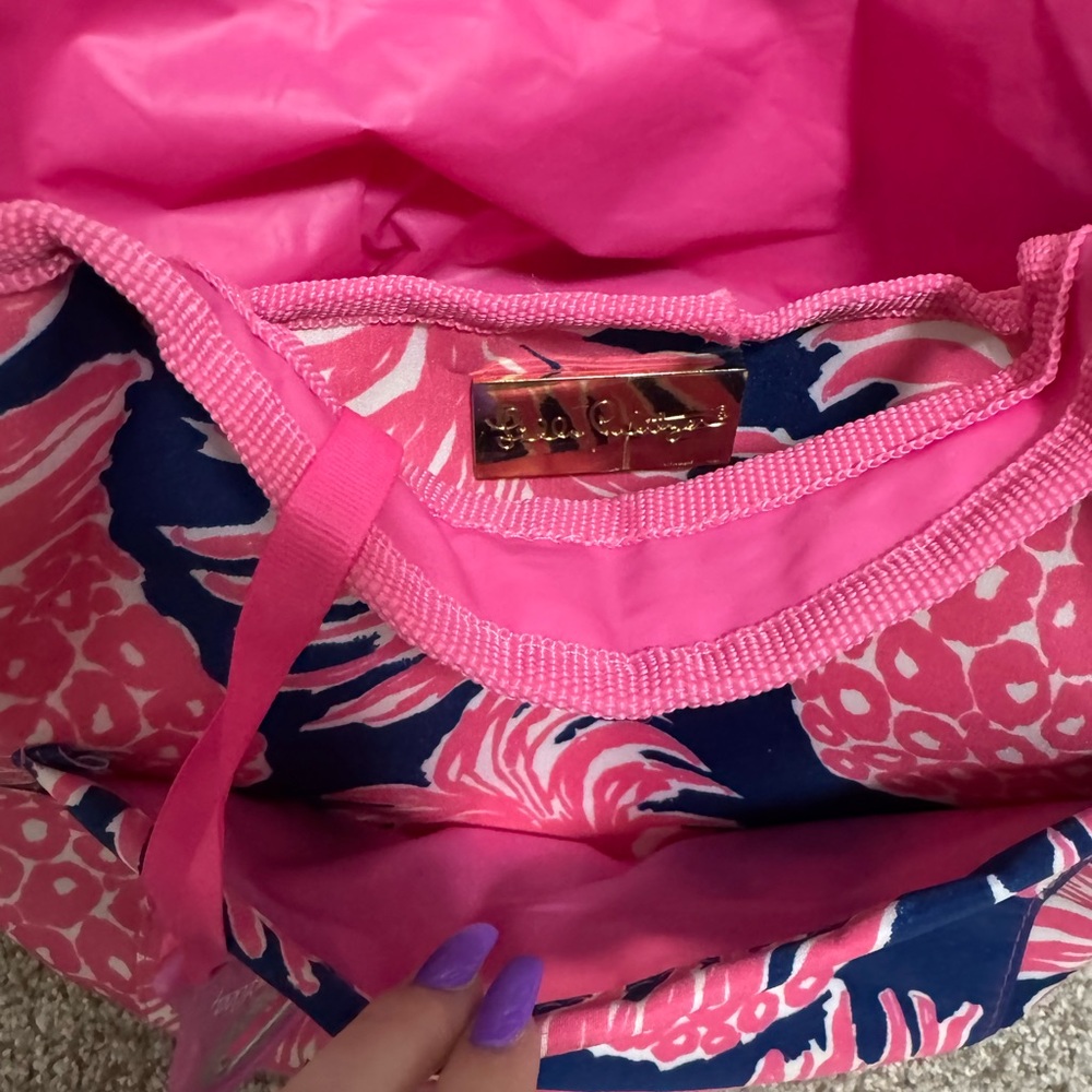 Lilly Pulitzer Pink and Blue Pineapple Large Beach Vacation Tote - Picture 4 of 10